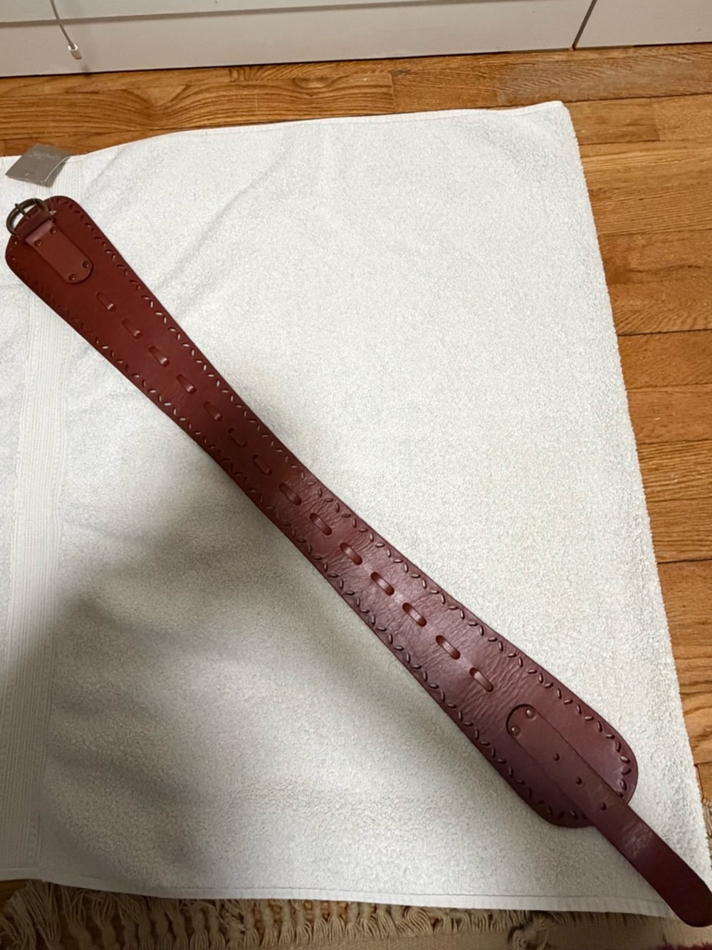 Men's Brown Leather Guitar Strap - Adjustable Wide Design